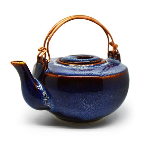 Halfmoon teapot with bronze handles - 8094
